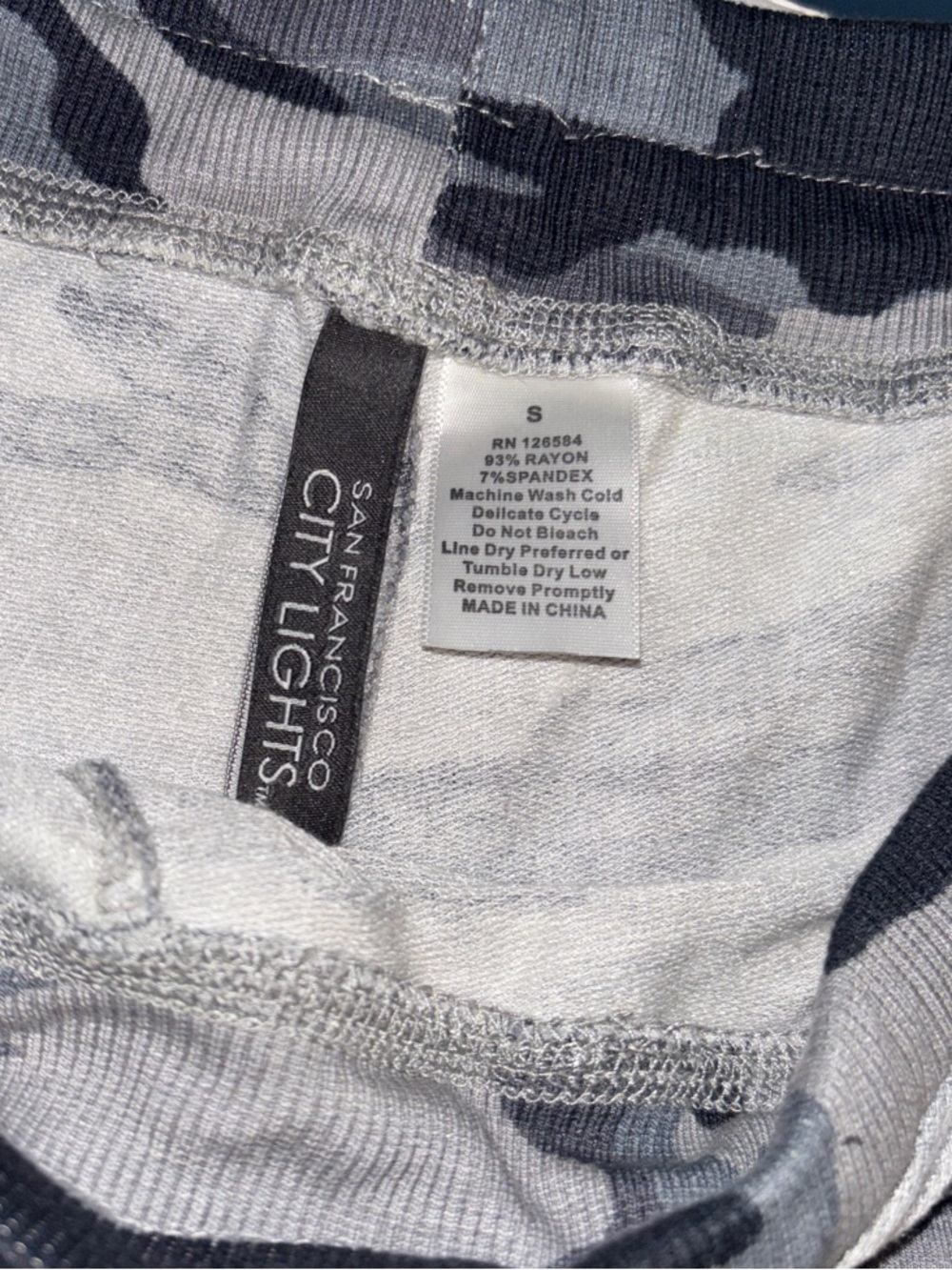 San Francisco City Light Women's Gray Camouflage Lounge Shorts - Picture 2 of 3